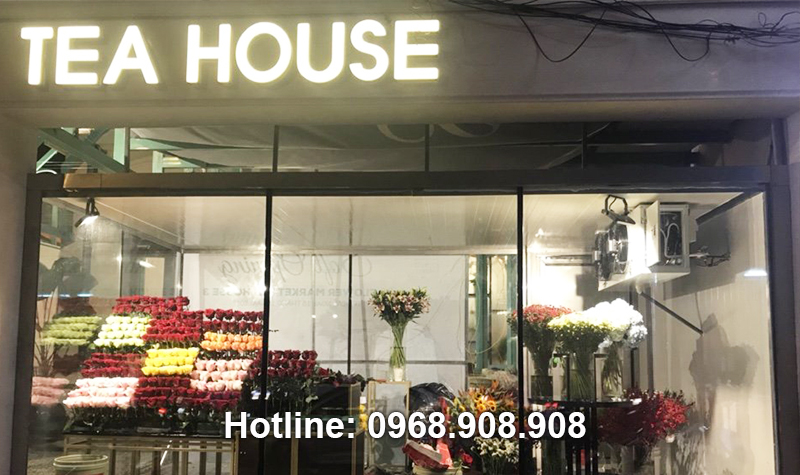 kho lạnh bảo quản hoa tại 38 Flower Market & Tea House